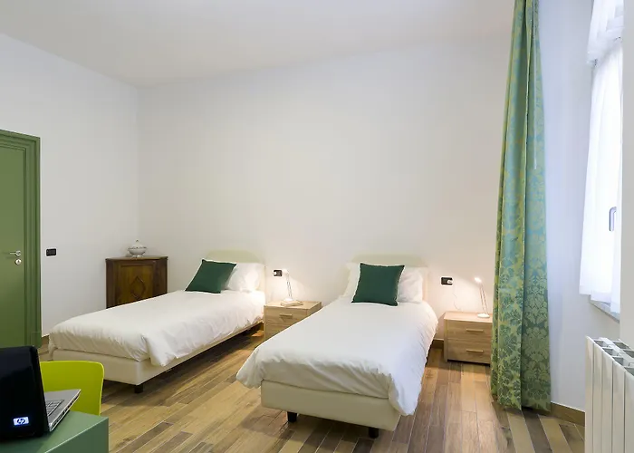 Πανσιόν La Nostra Casa In Centro